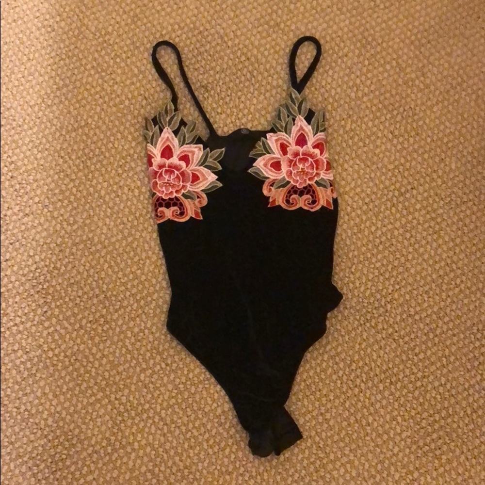 Missguided Floral Appliqué Bodysuit